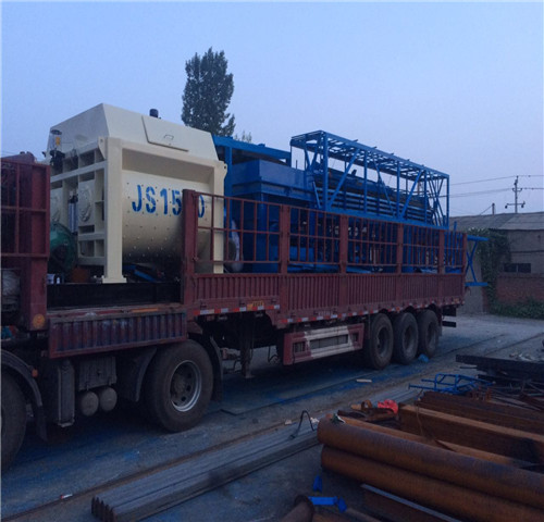 混凝土攪拌機(jī)工作前需要做好哪些準(zhǔn)備工作？